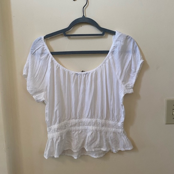 ABERCROMBIE AND FITCH PUFFED SLEEVE PEPLUM BLOUSE BOW TIE AND CROPPED SIZE M - Picture 3 of 4